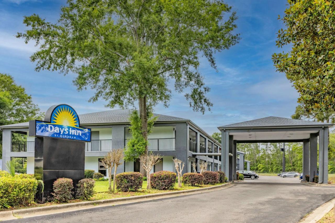 Days Inn By Wyndham Pensacola I-10 Ferry Pass Exteriör bild